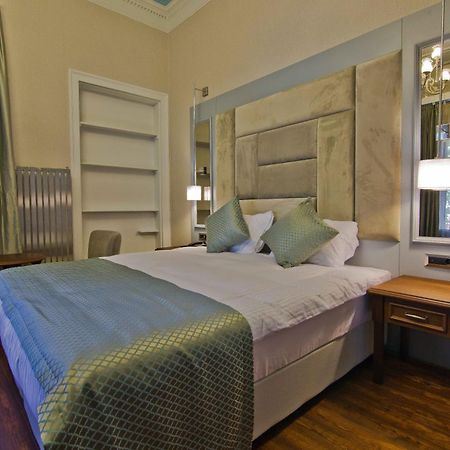 No2 Hotel By Suekrue อดาลาร์ ภายนอก รูปภาพ