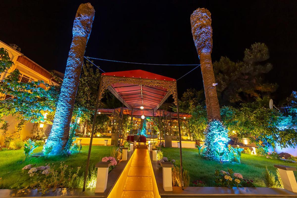 No2 Hotel By Suekrue อดาลาร์ ภายนอก รูปภาพ